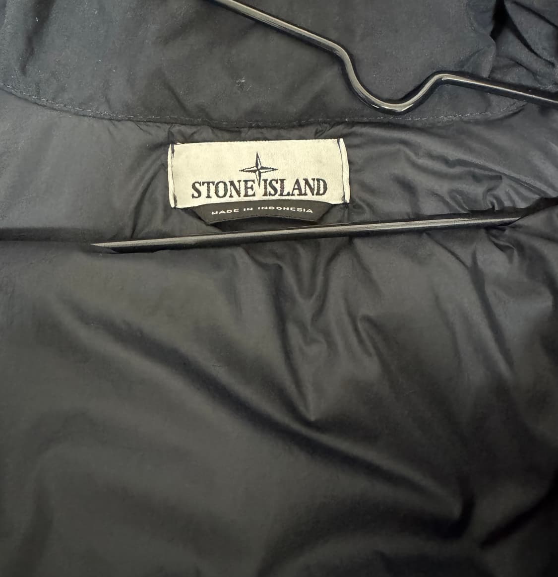 [XL]22FW 스톤아일랜드 크링클랩스 다운 블랙 패딩 상품이미지3