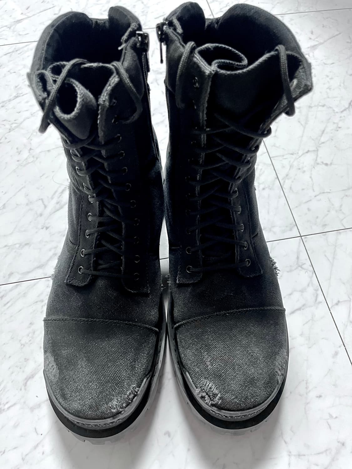 발렌시아가 컴뱃스트라이커 부츠 42 상품이미지3