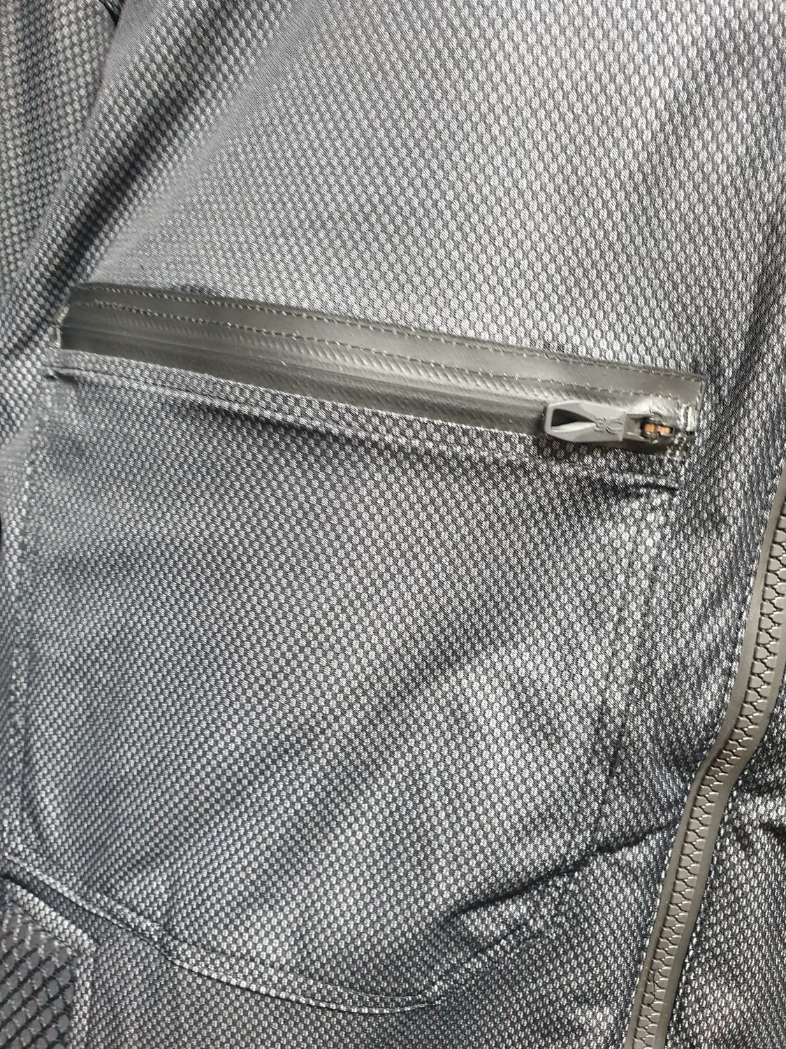 [남100] 스파이더 봄버 경량패딩 블랙 상품이미지3