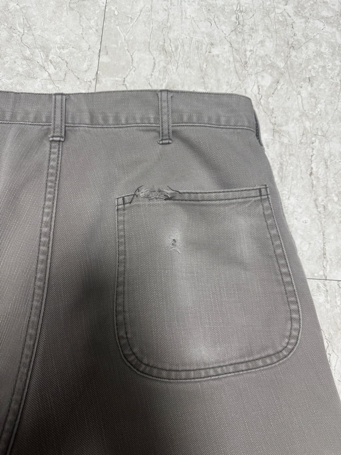 꼼데가르송 옴므 그레이 데님 팬츠 L사이즈 상품이미지2