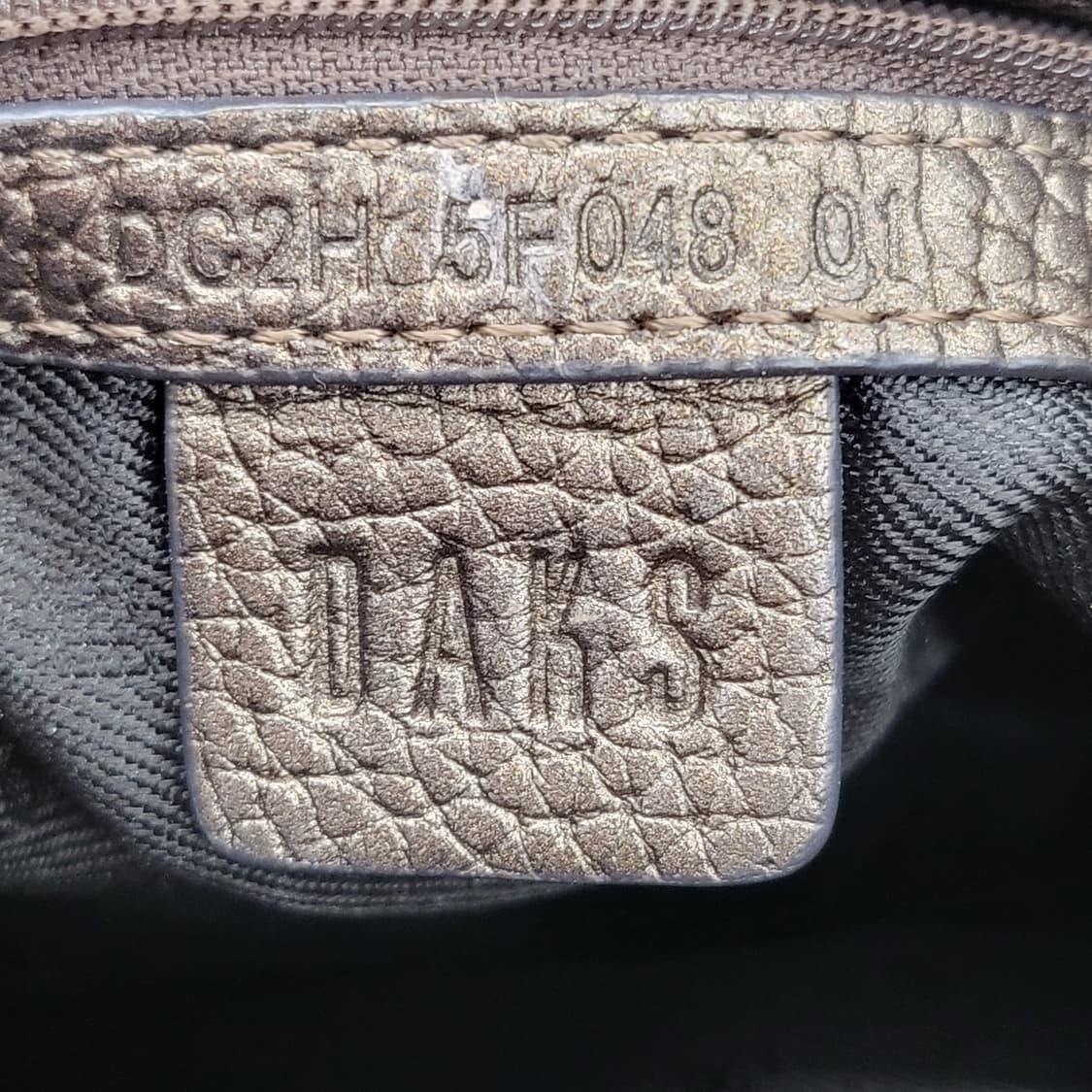 닥스 정품  숄더백 브론즈 18x28x12cm 상품이미지7