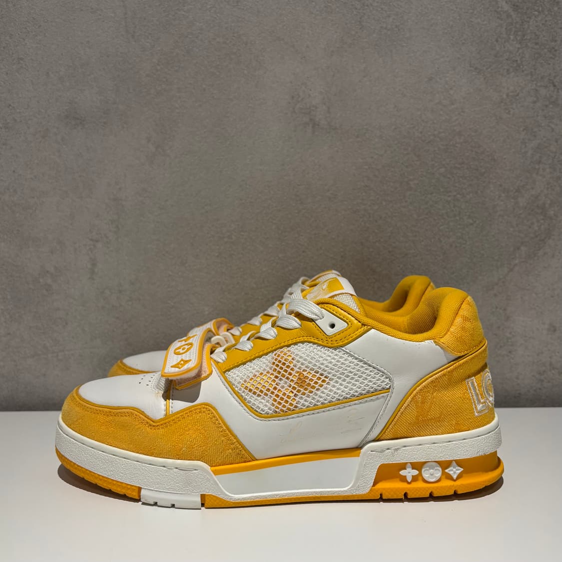 루이비통 벨크로 데님 트레이너 상품이미지3