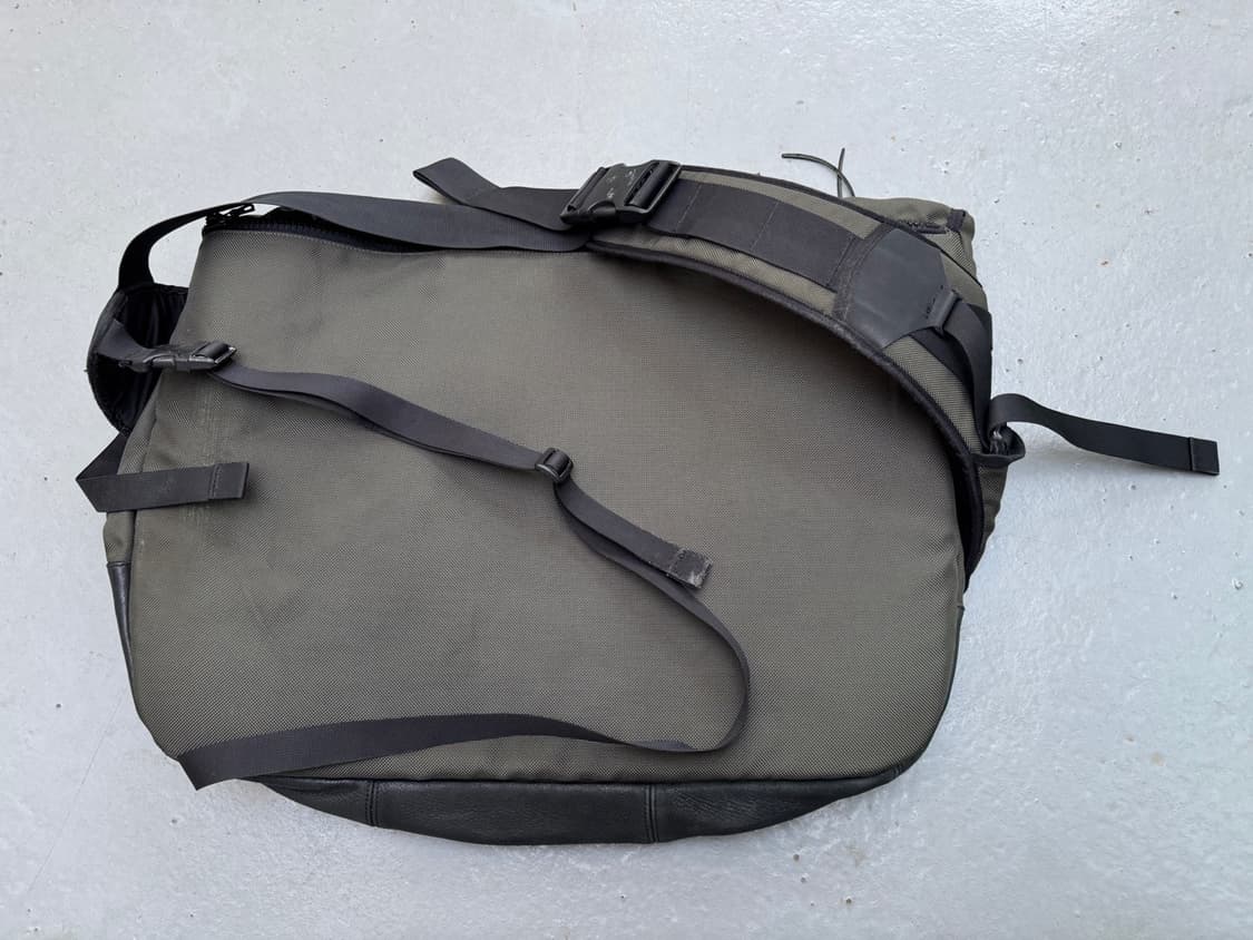 비즈빔 x 언더커버 07fw 오버사이즈 메신저백 크로스보디백 Visvim 상품이미지6