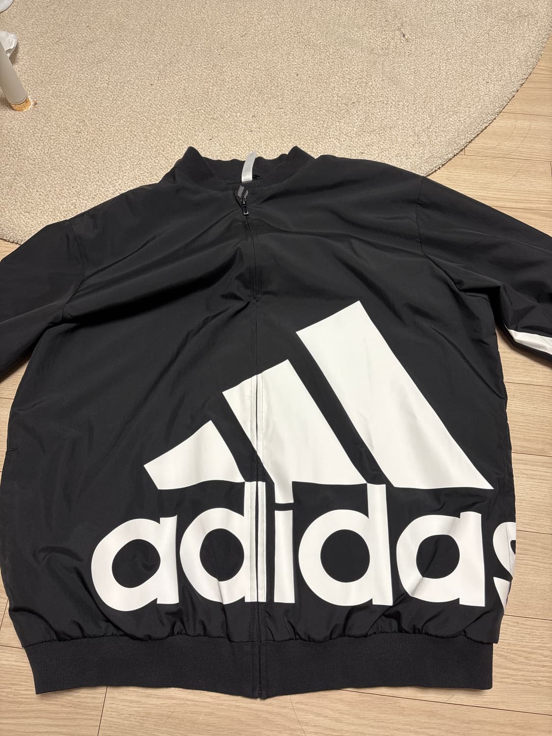 (무배)아디다스 오버핏 빅로고 바람막이 윈드브레이커 상품이미지1