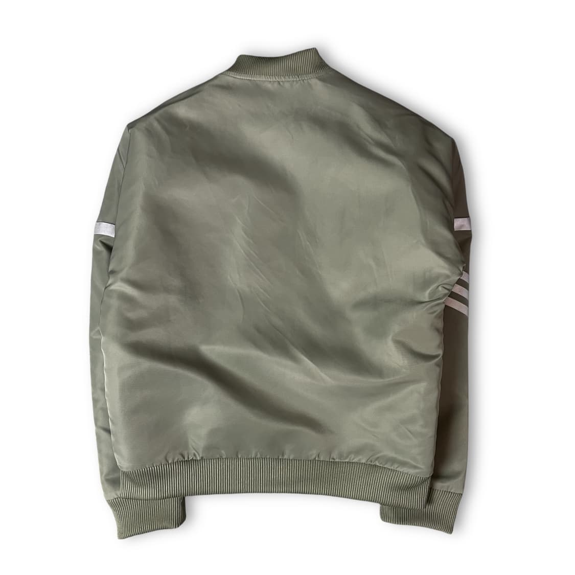 아디다스 연그린 크롭 리버시블 봄버 자켓 상품이미지3