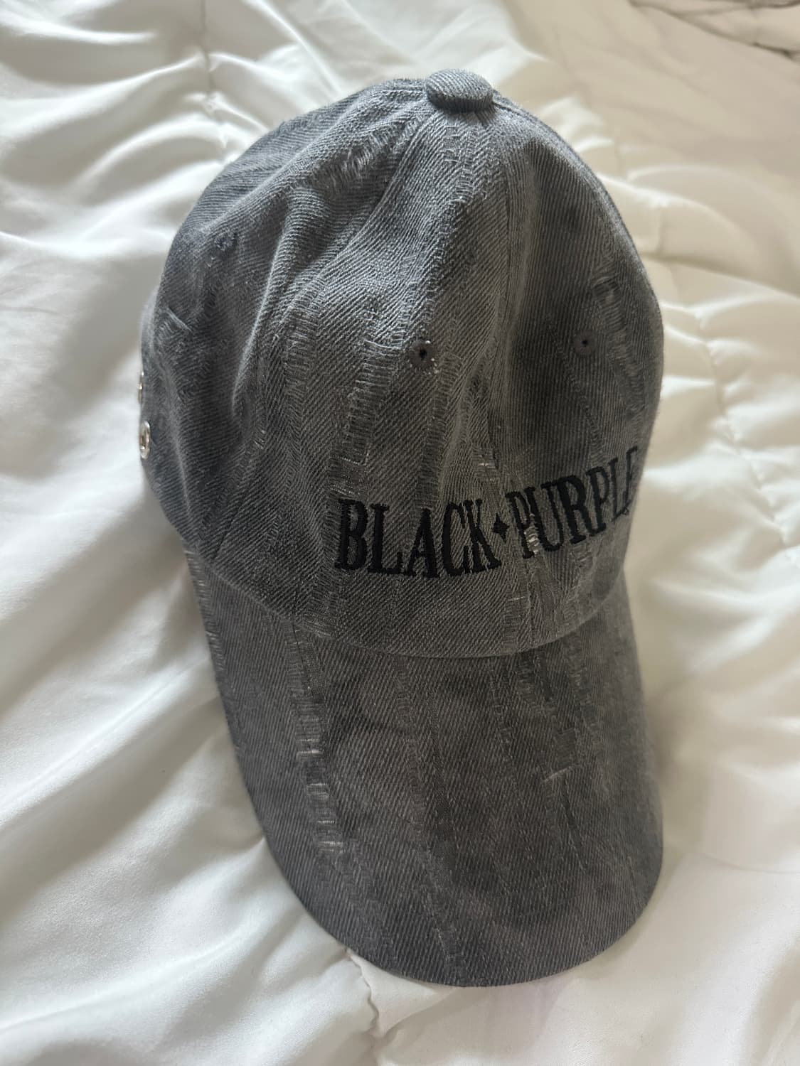 블랙퍼플 볼캡 새상품 베이비몬스터 착용 상품이미지1