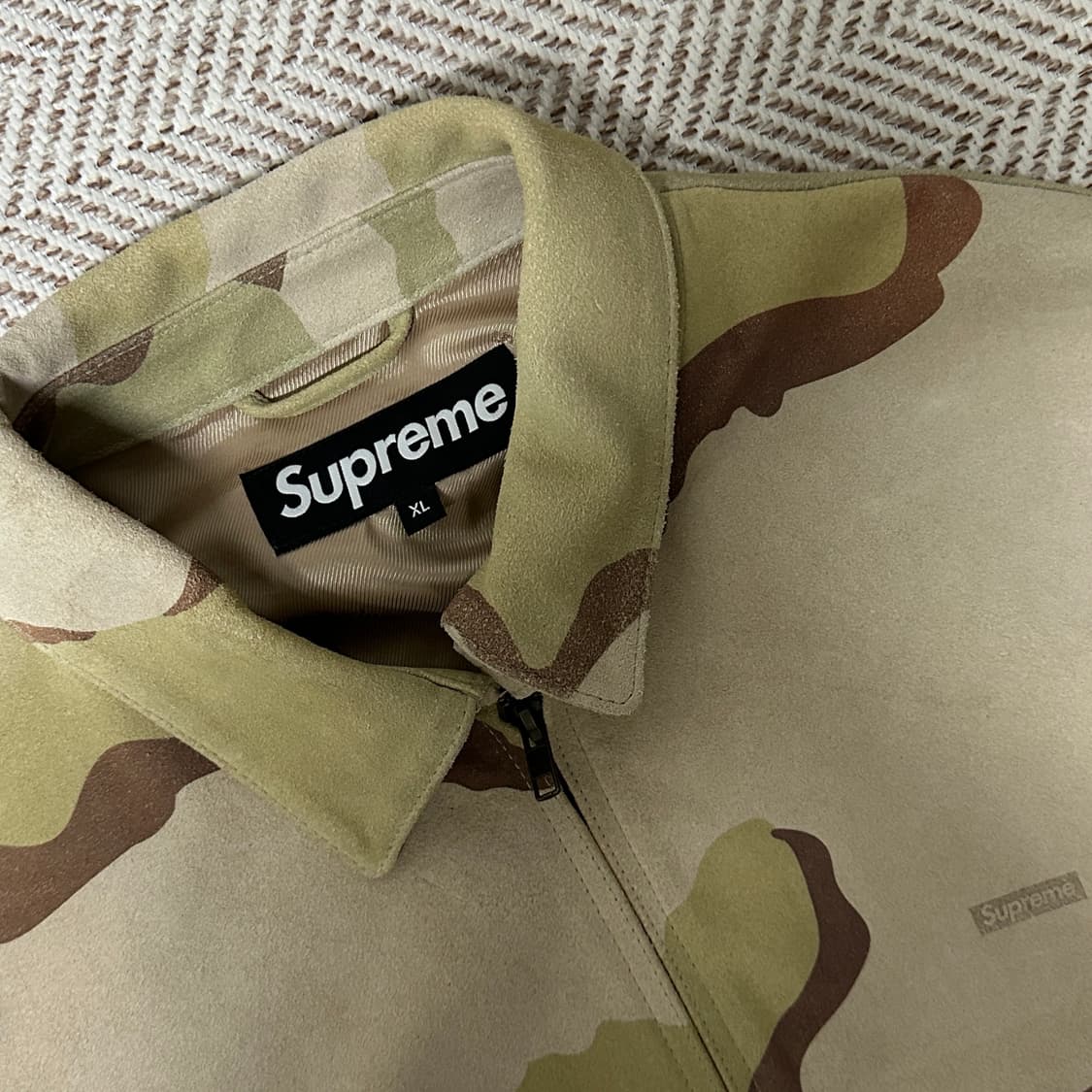SUPREME suede jacket desert camo 상품이미지3