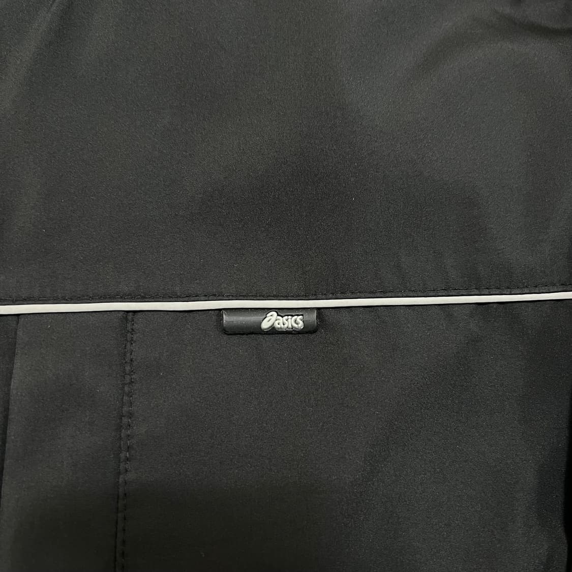 아식스 올드스쿨 화이트리인 바람막이 집업자켓 [블랙] M/95 상품이미지4