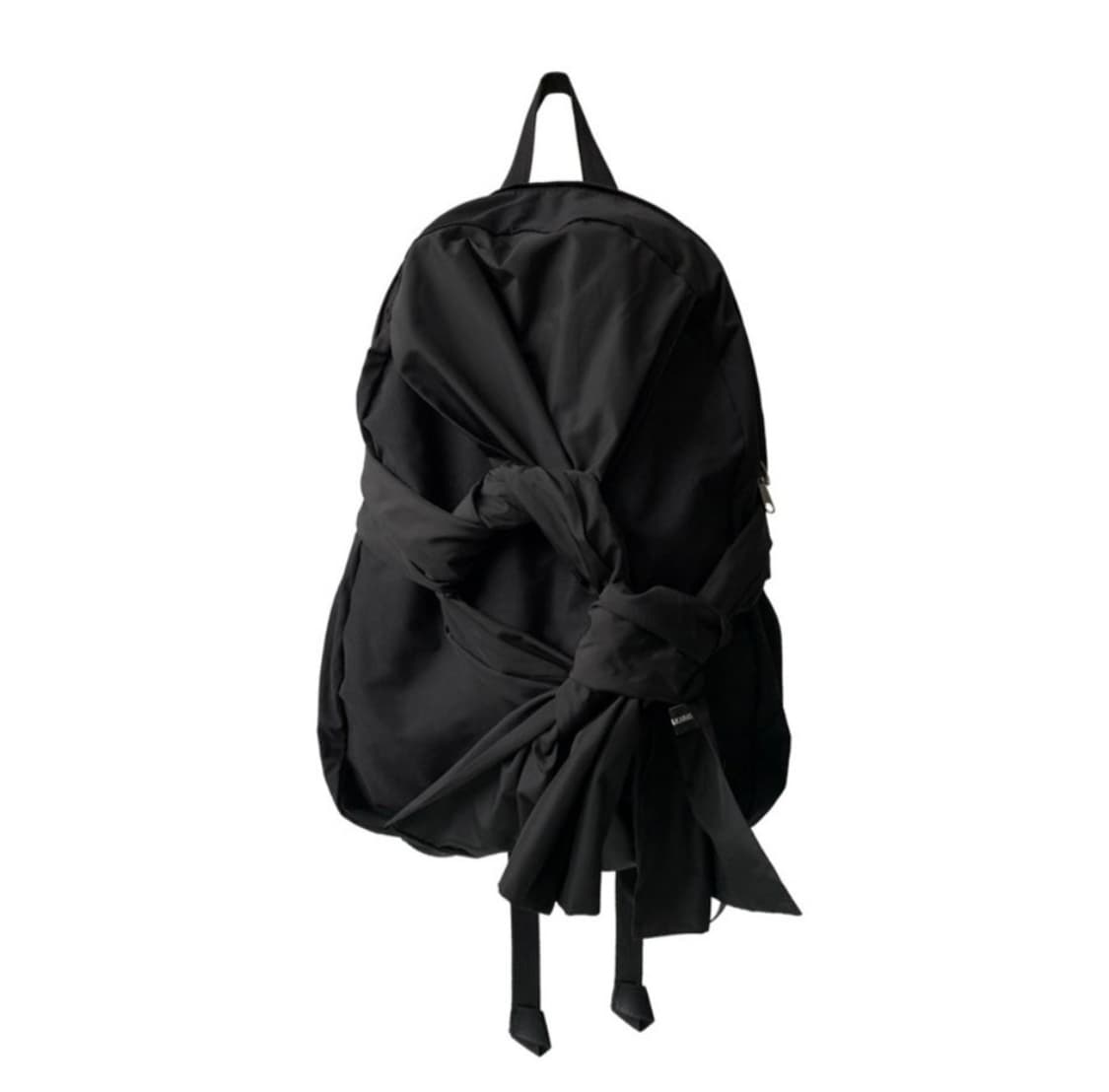 이우가마카라스 노티드 백팩 초판 상품이미지1