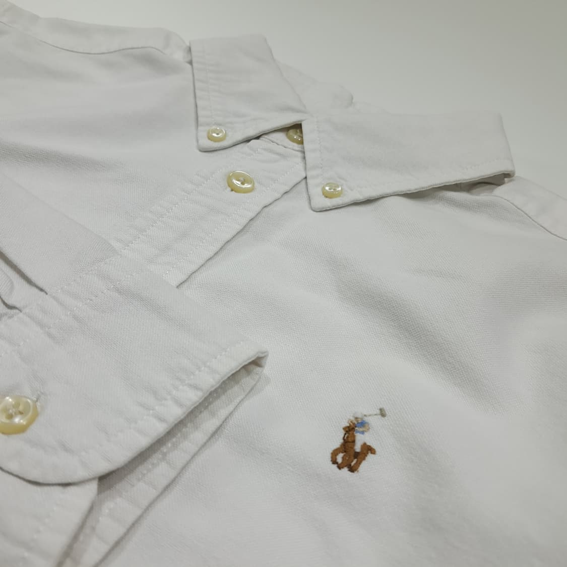 CK099 L 폴로 멀티포니 버튼다운 화이트 셔츠 남방 상품이미지4