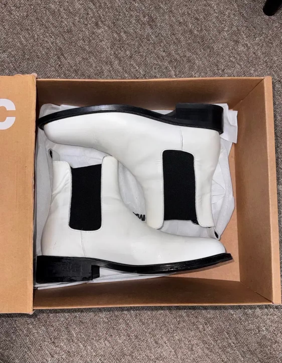 로맨틱무브 스퀘어토 첼시 부츠 화이트 색상 245 사이즈 상품이미지1