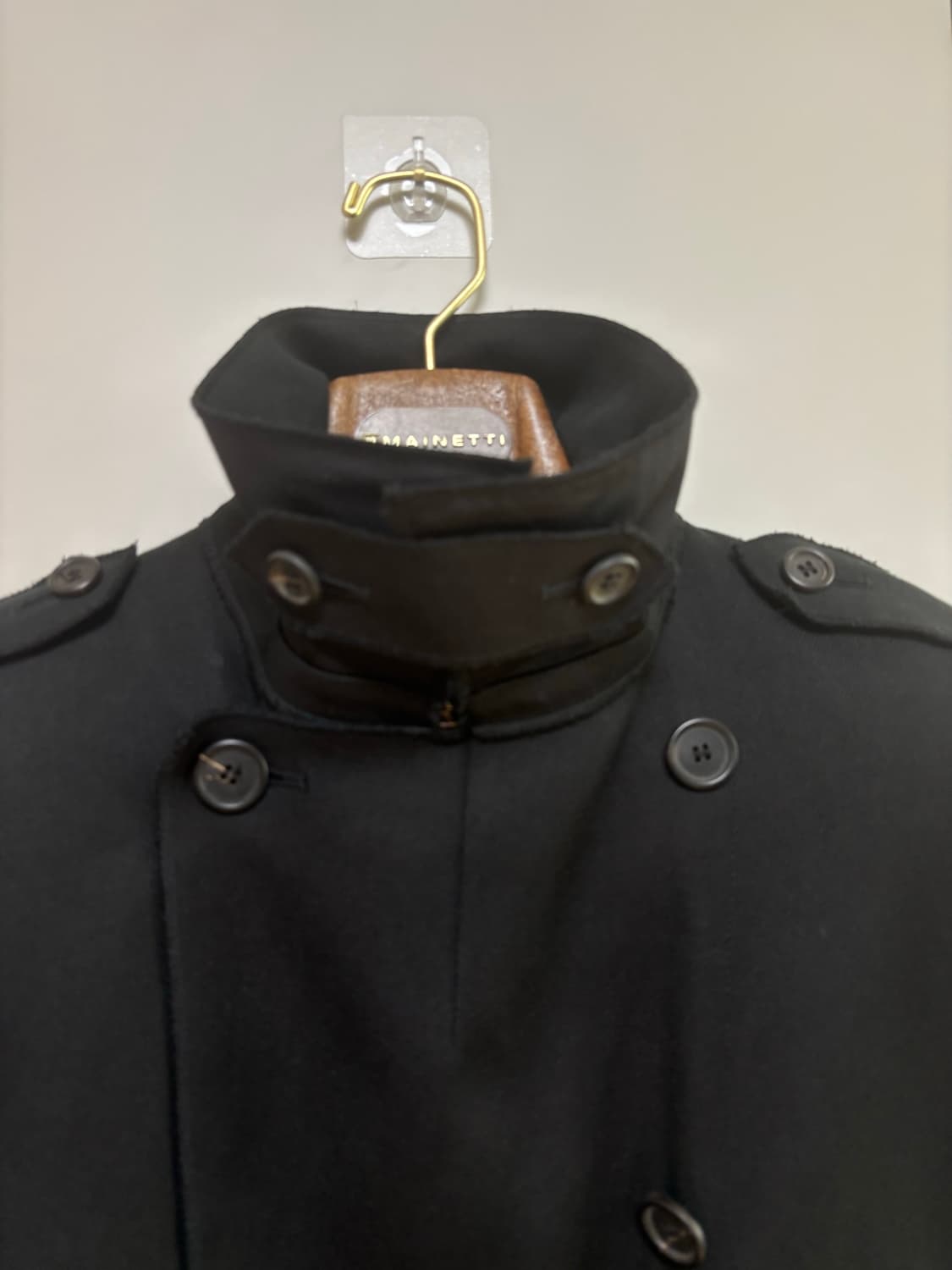 미우미우 블랙 벨티드 숏 트렌치 42 상품이미지3