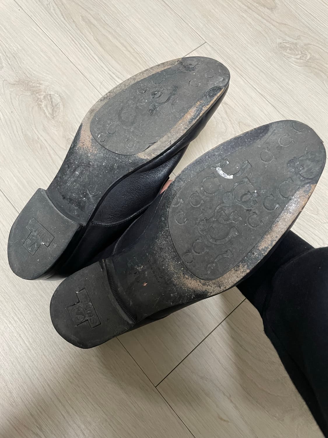 살바토레 페레가모 플랫슈즈 7 1/2 eee 상품이미지2