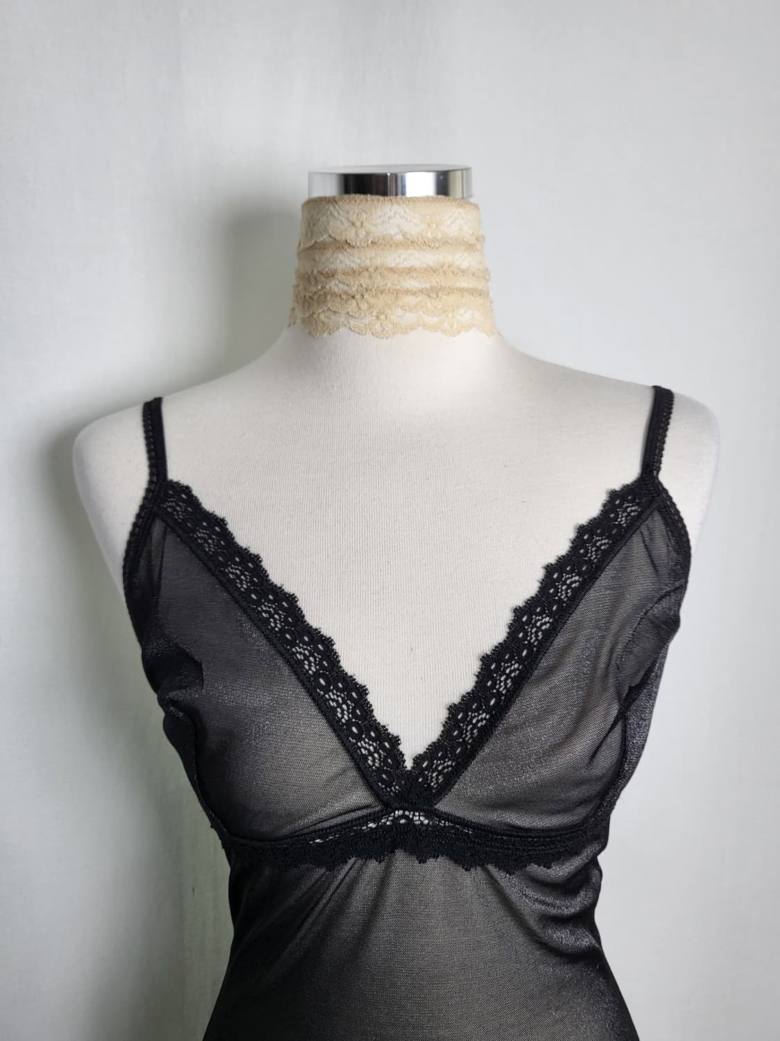 빈티지 블랙 메쉬 레이스 캐미솔 상품이미지3