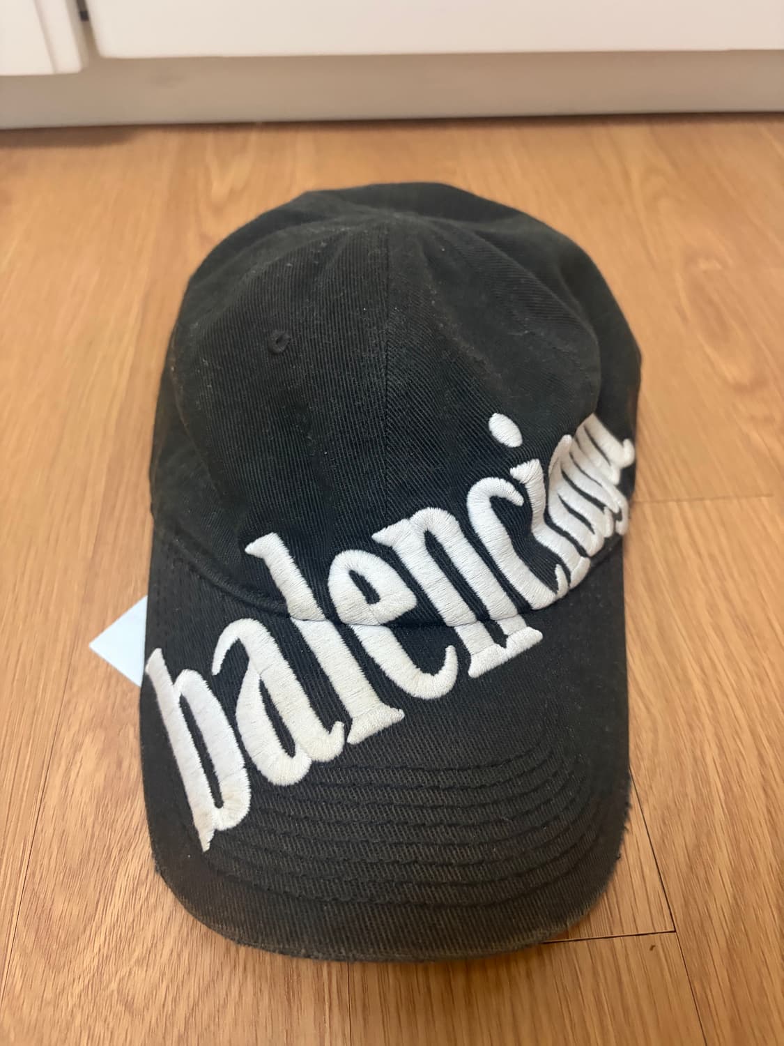 [os]발렌시아가 다이애그널볼캡 상품이미지1