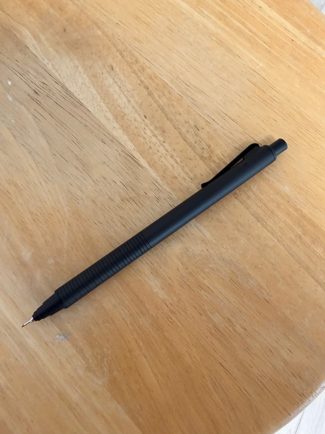 새상품 쿠루토가 메탈 0.5 M5-KH 녹튼블랙 샤프 박스없음 상품이미지1