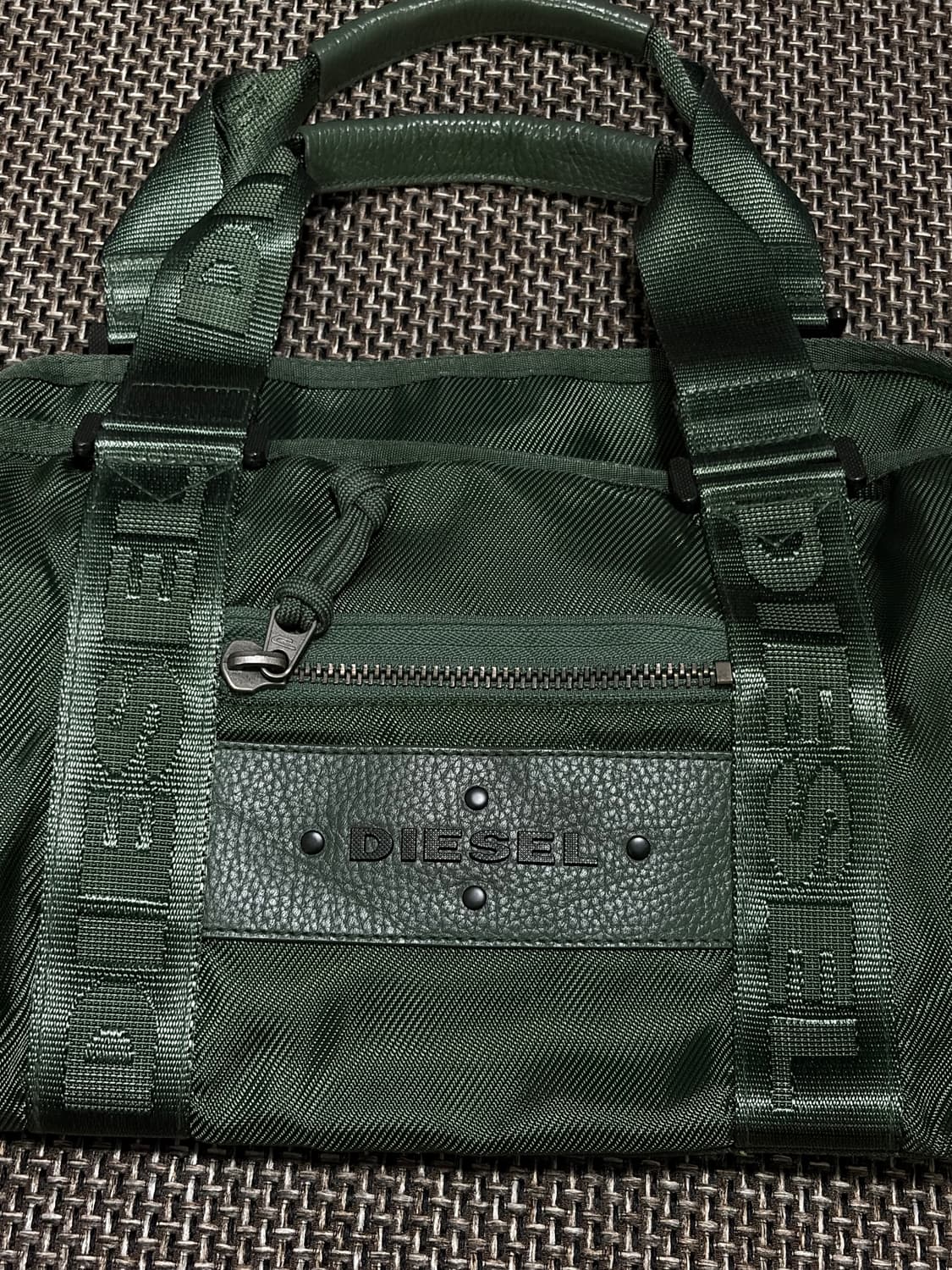 디젤 y2k 카키토트백 상품이미지3