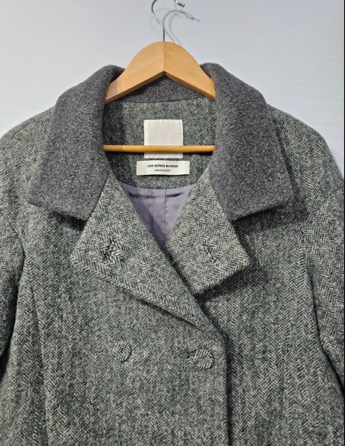 한섬 구호 KUHO 룩스 알파카 헤링본 코트 ~44반 상품이미지4