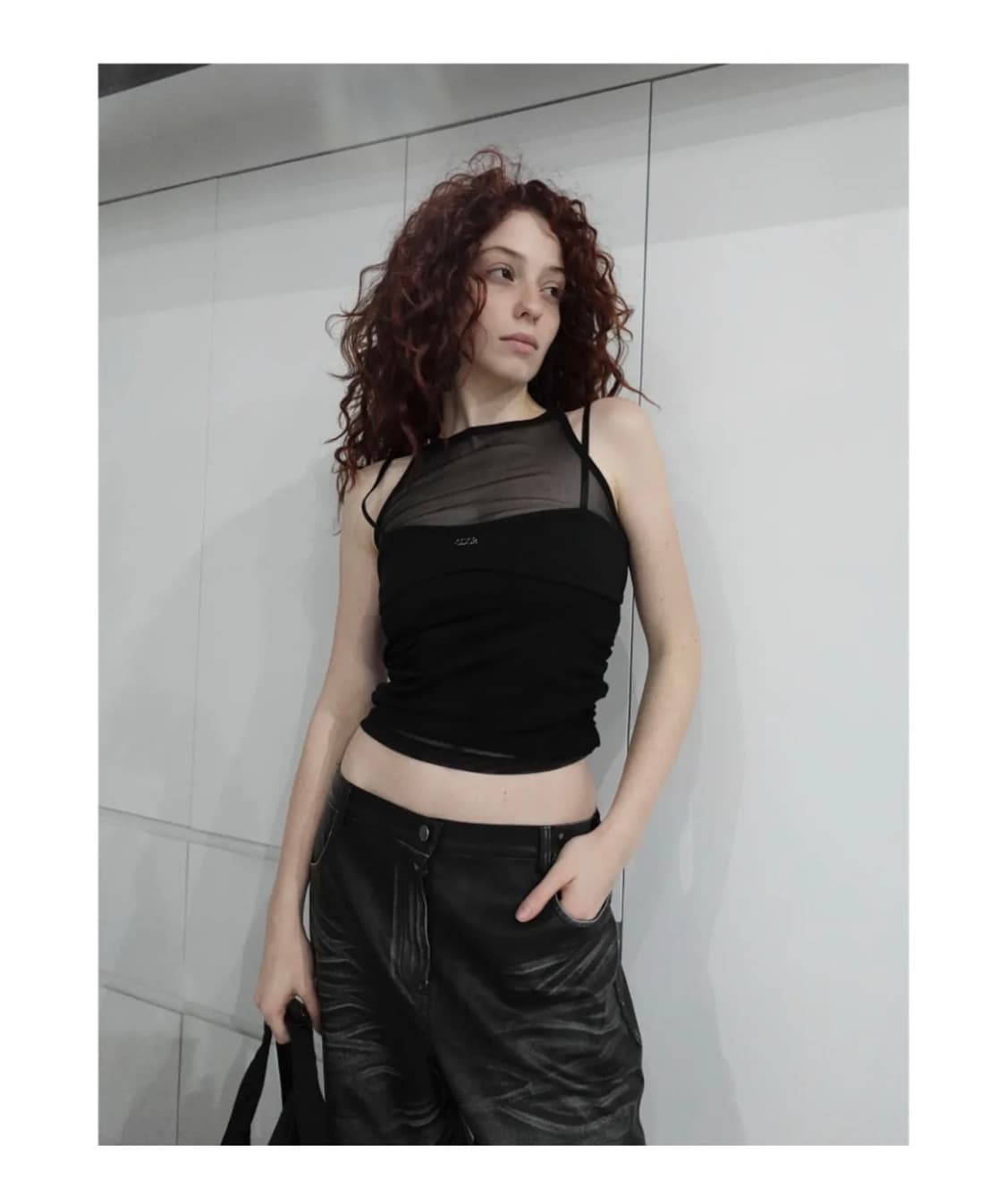 오도어 애쉬 슬리브리스 블랙 상품이미지2