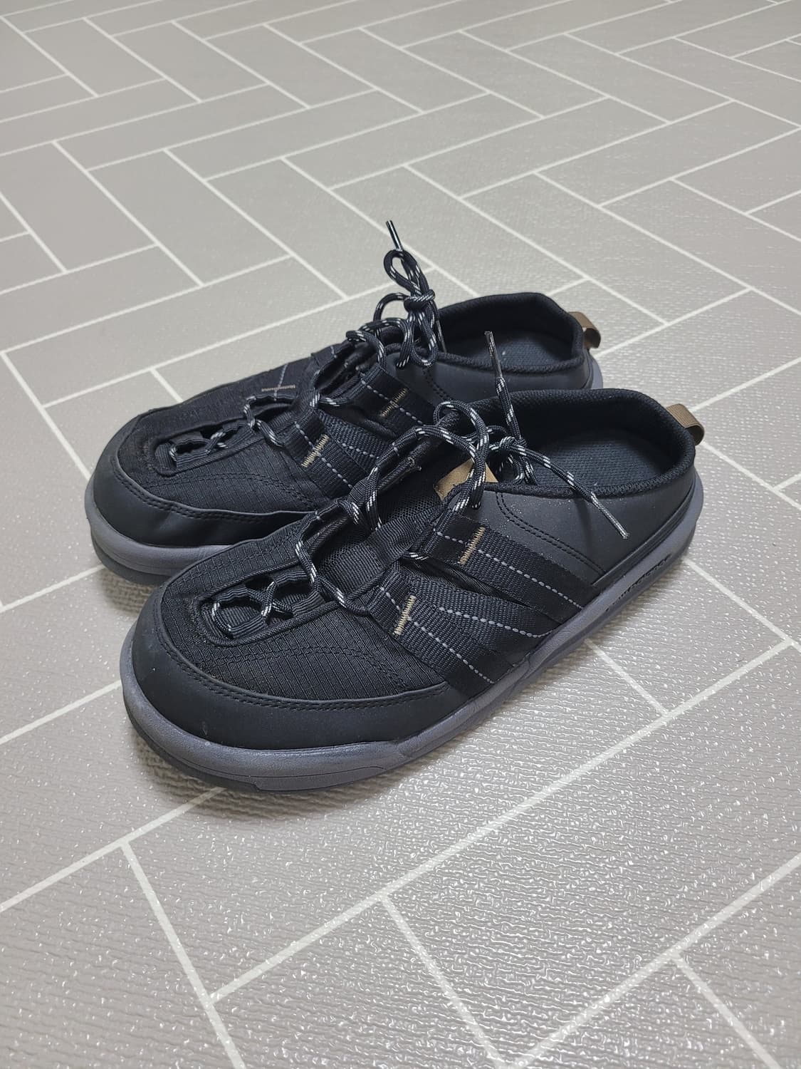 뉴발란스 CRV 뮬 슈즈  블랙 270 상품이미지1