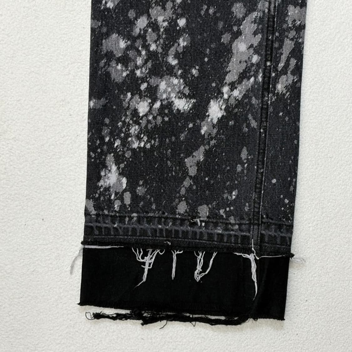 EXTRAORDINARY 스플래터 워싱 데님진 L 상품이미지2