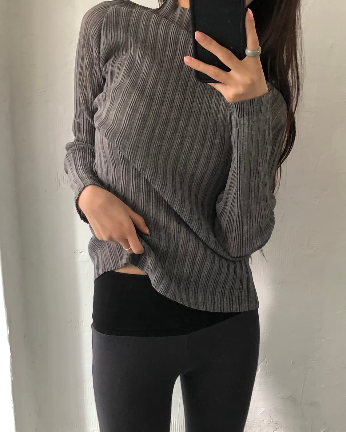 Pleats Please 플리츠플리즈 그레이 플리츠 긴팔 티셔츠 상품이미지4