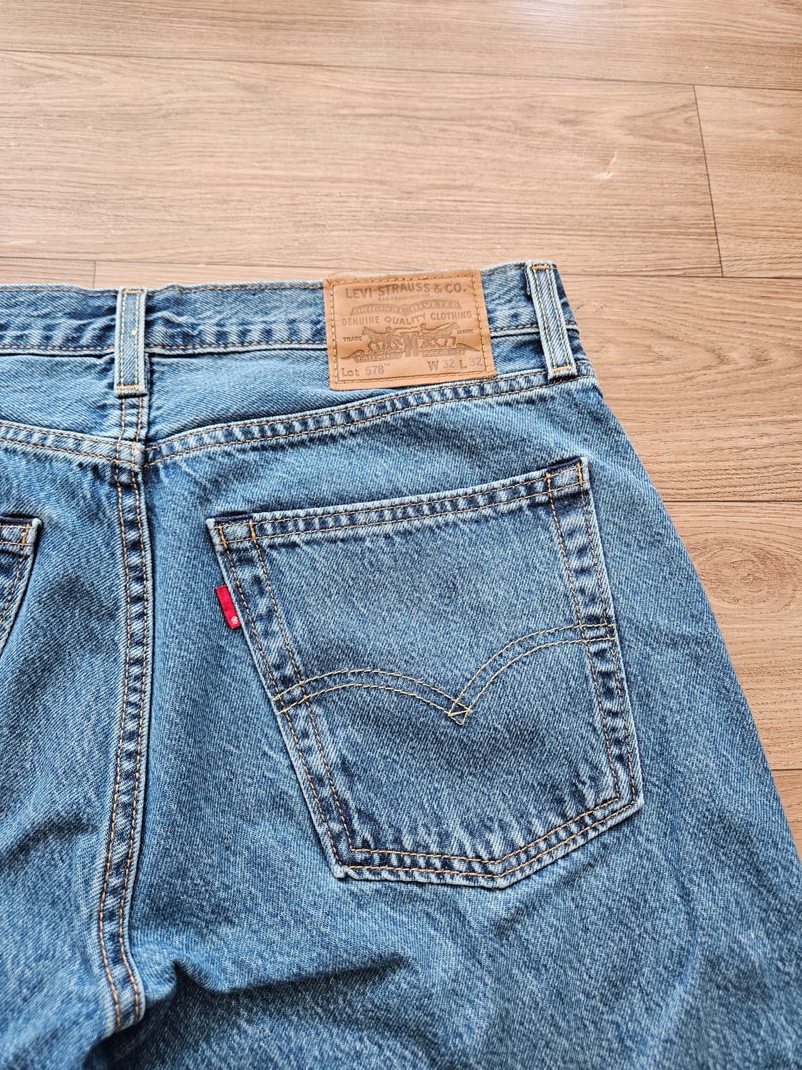 리바이스 578 배기 프리미엄 데님팬츠(중청) 상품이미지4