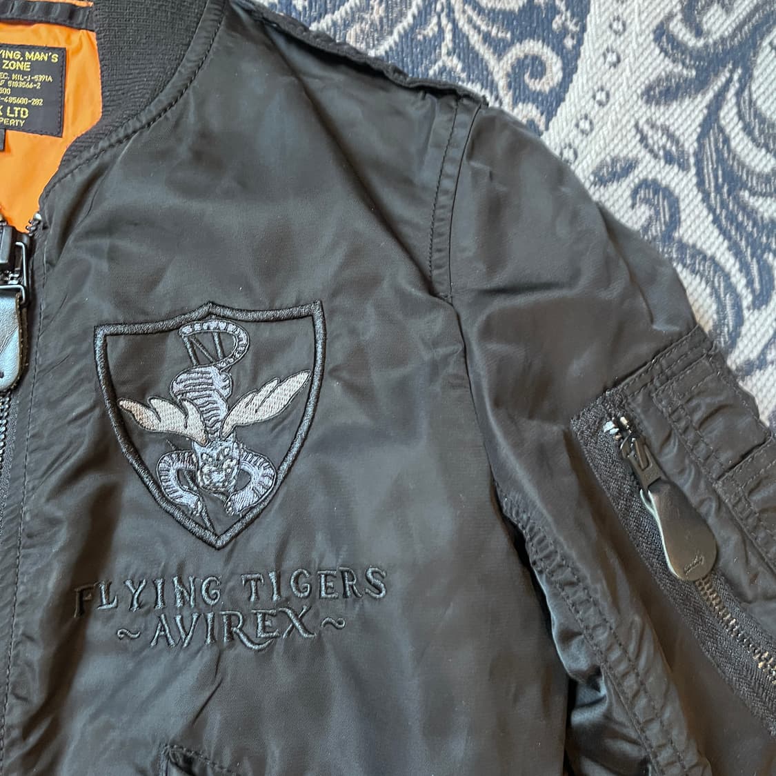 M 아비렉스 Flying Tiger MA-1/W2569 상품이미지4