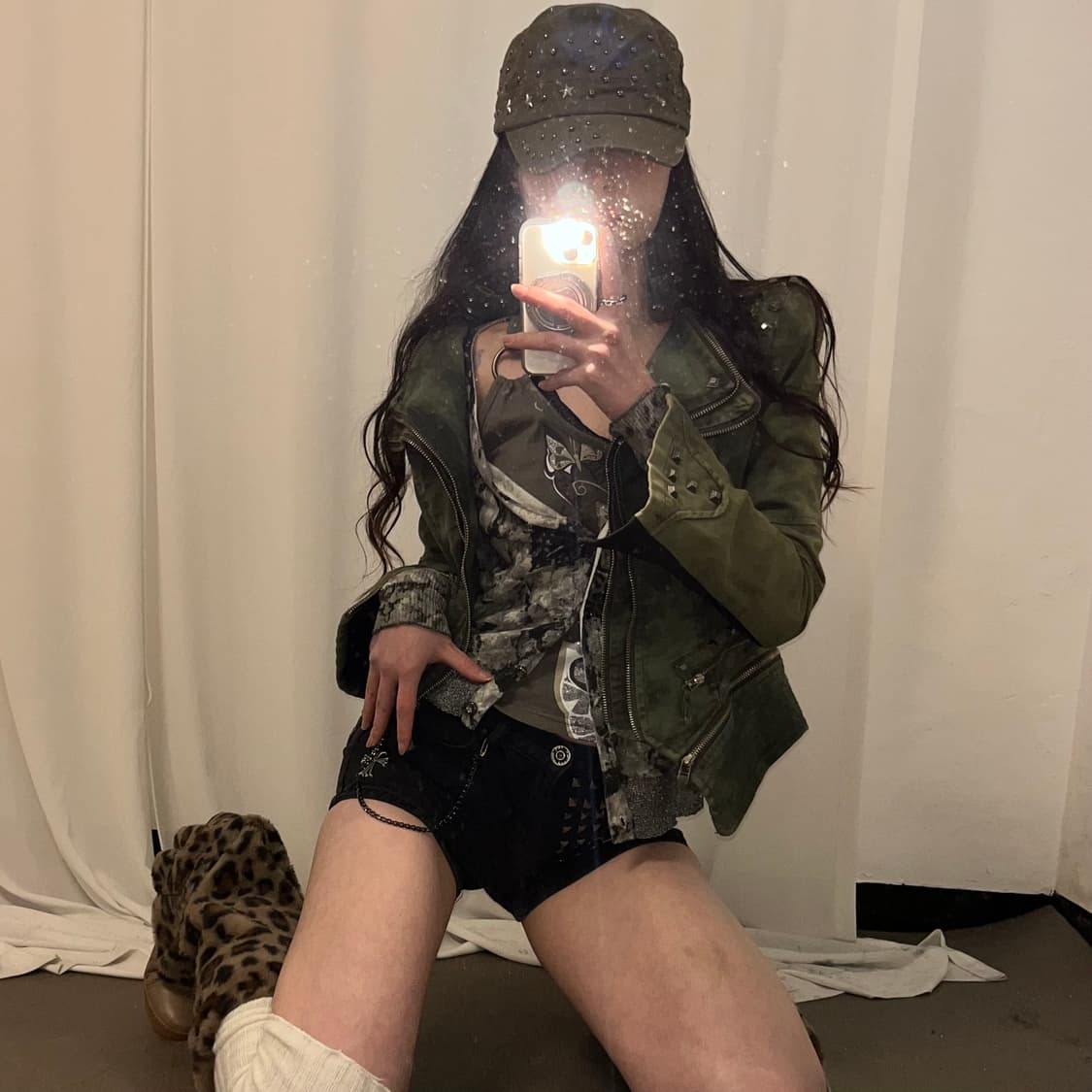 Y2K 카키 스터드 자켓 상품이미지4