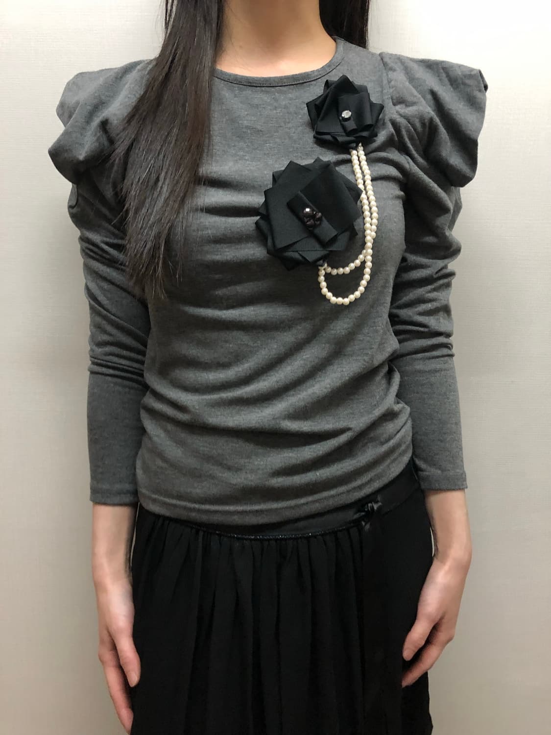 빈티지 그레이 플라워 셔링 탑 상품이미지4