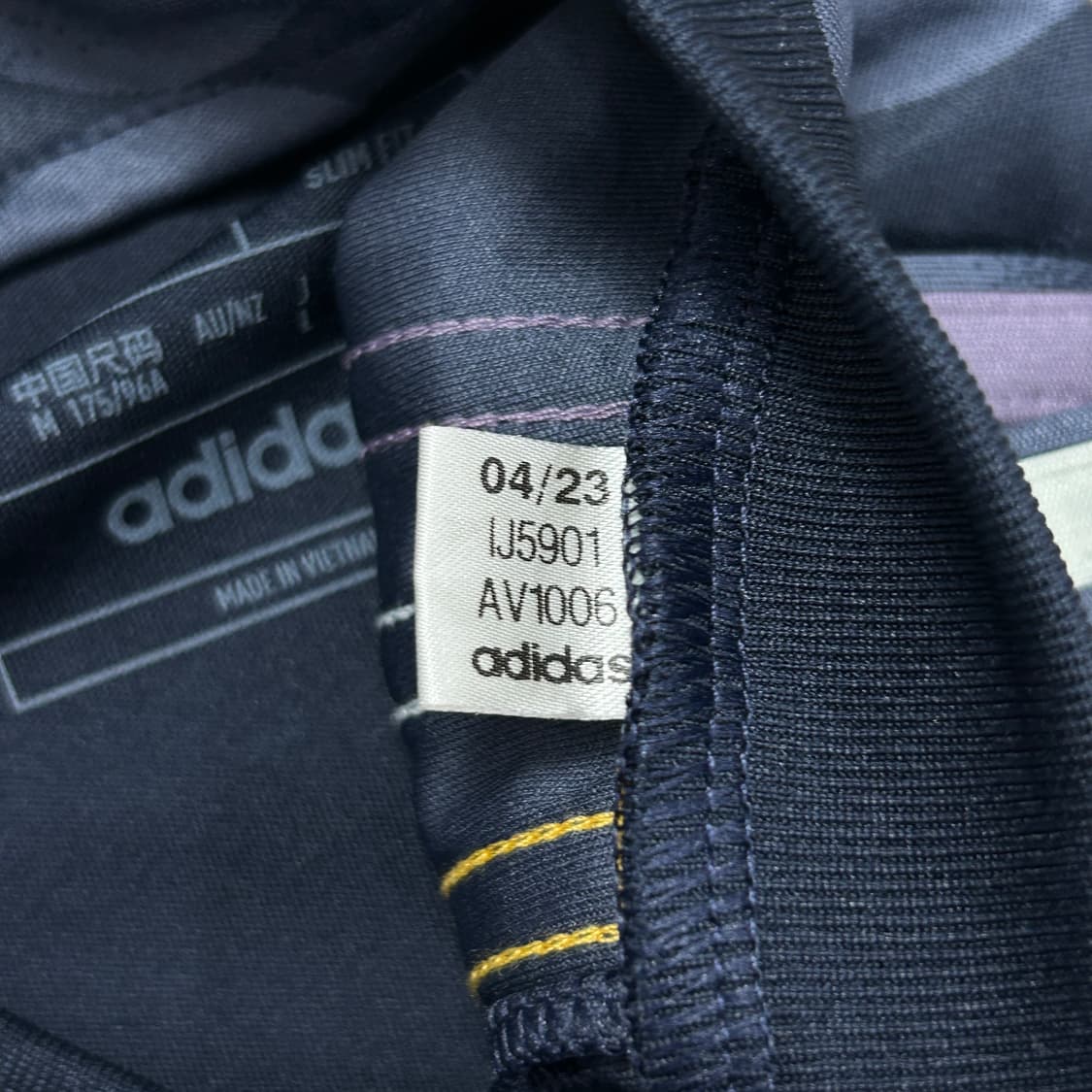 아디다스 레알마드리드 23/24 어웨이 유니폼(M) 상품이미지3