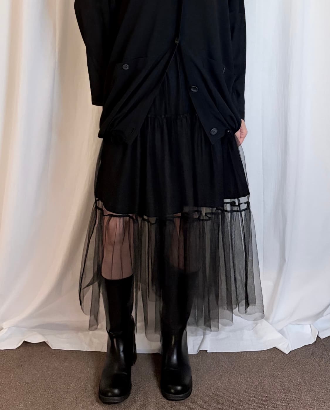 Sheer Tiered Long Skirt - Black 상품이미지1