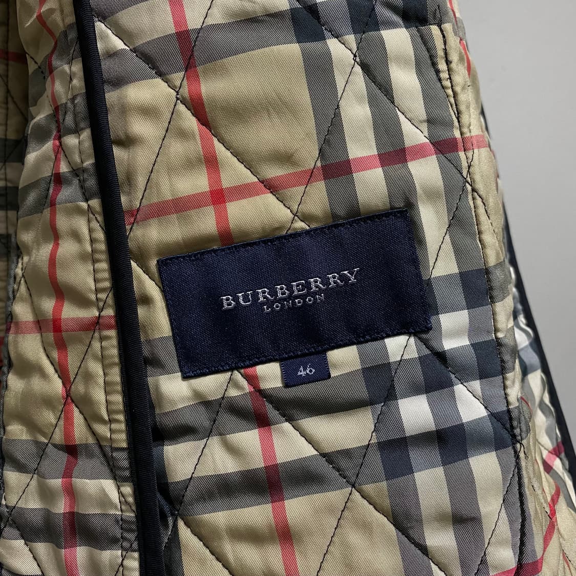 버버리 퀼팅 자켓 상품이미지9
