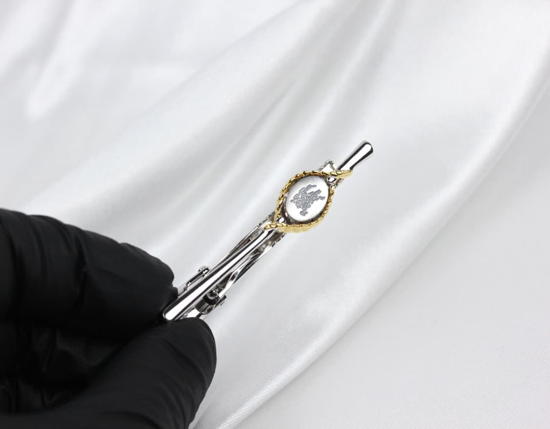 버버리 5.4cm A등급 명품 넥타이핀 커프스 세트 상품이미지7