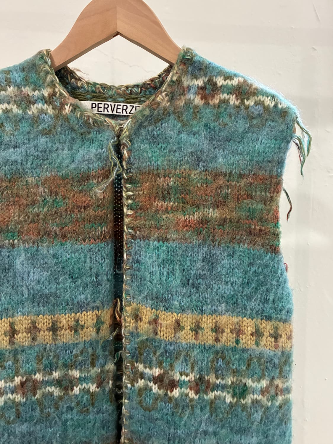 퍼버즈 니트 베스트 상품이미지2