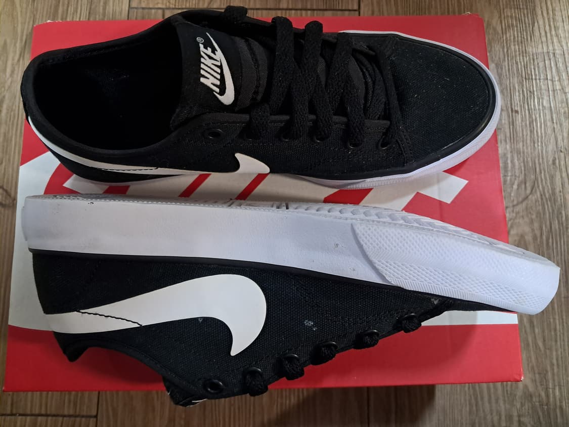 나이키 스니커즈 220 상품이미지4