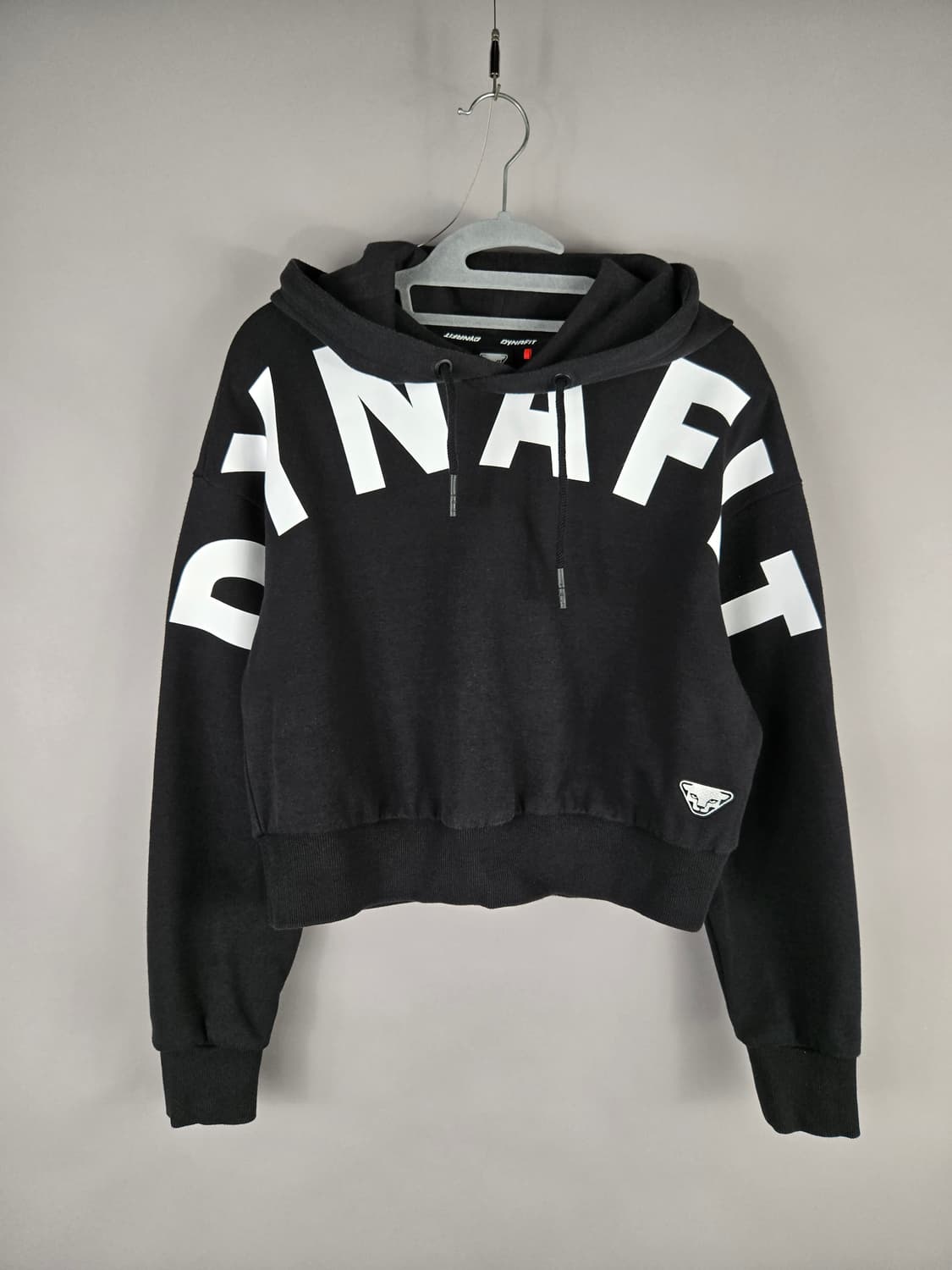 [무료배송]다이나핏 S 여성 블랙 크롭 후드티 후드 티셔츠 상품이미지1