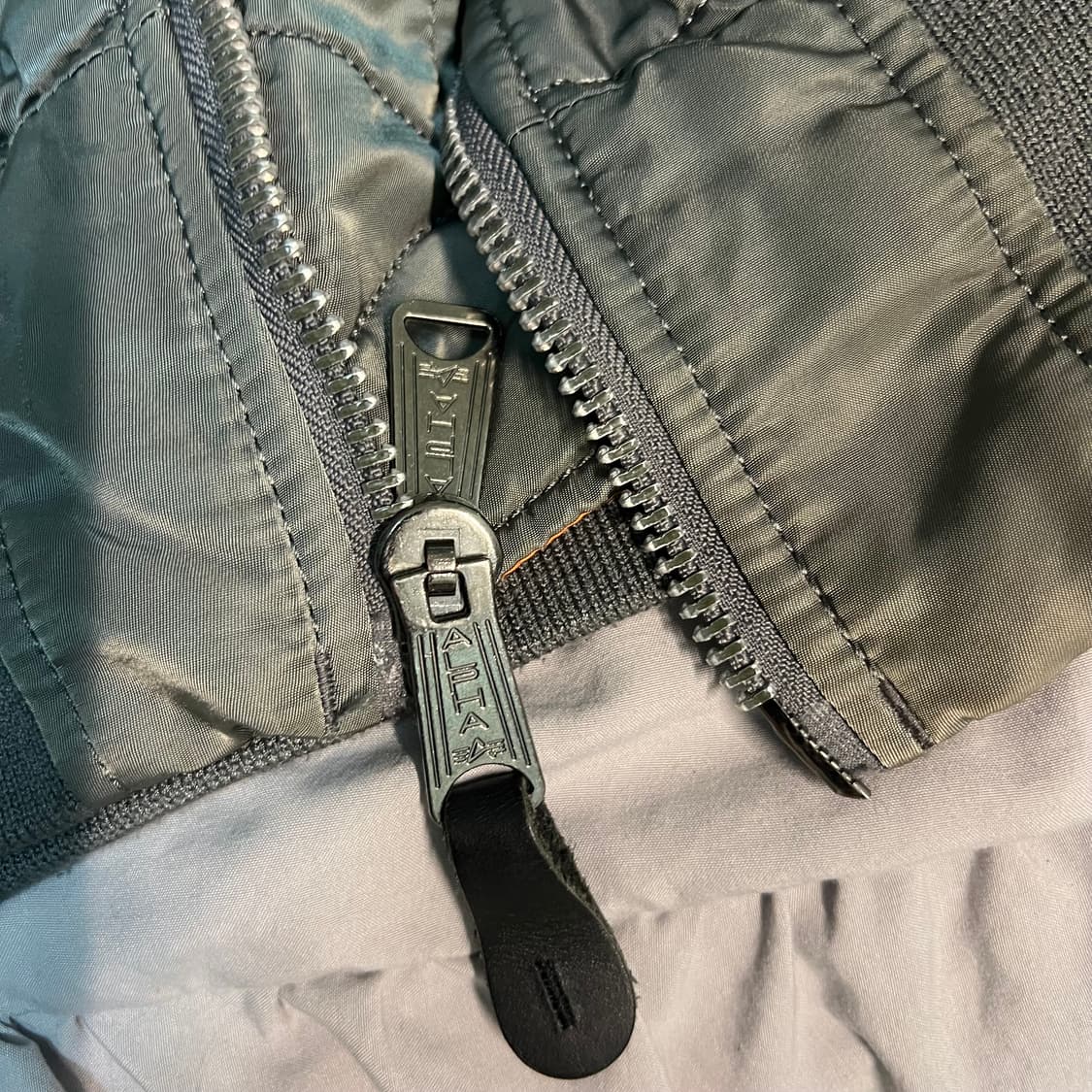 알파인더스트리 ma-1 건메탈 XL 상품이미지7