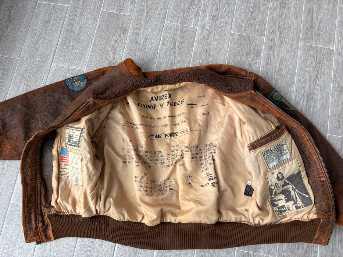 Vintage Avirex Bomber Jacket 상품이미지4