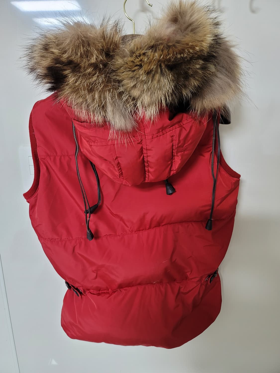 라쿤퍼 덕다운 패딩조끼  44표기 95~100사이즈 상태극상

 상품이미지2