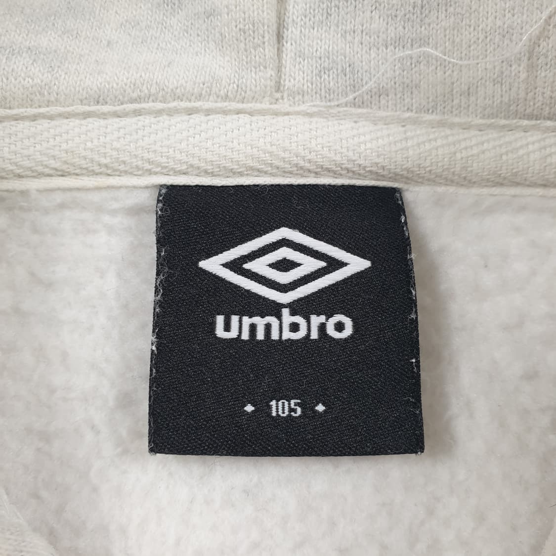 엄브로 후드티 상품이미지2