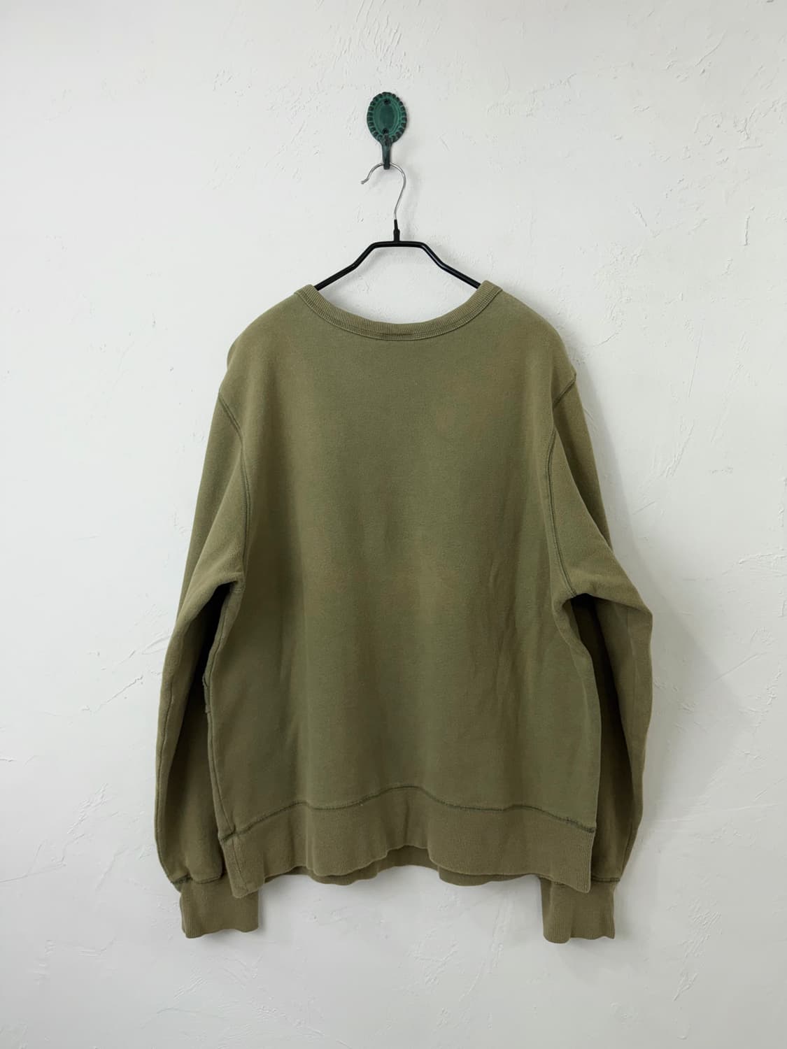 디즈니 Grumpy 스웻셔츠 (cut-off) 상품이미지3