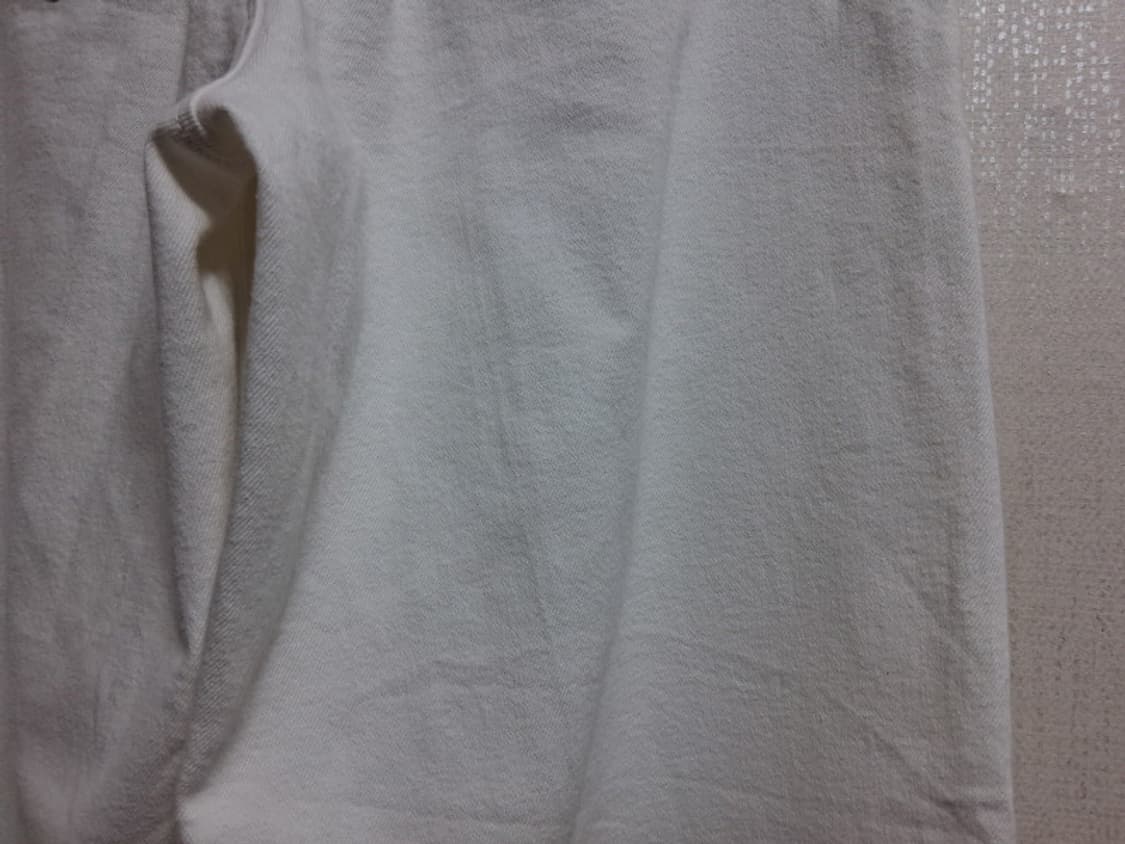 유니클로 아이보리 데님와이드팬츠 27에서28 새거컨디션
일본판 중고수입  상품이미지7