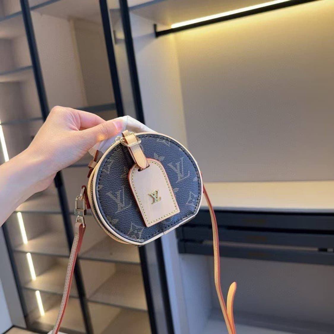 루이비통(Louis Vuitton) 미니 부아뜨 샤포 백 상품이미지7