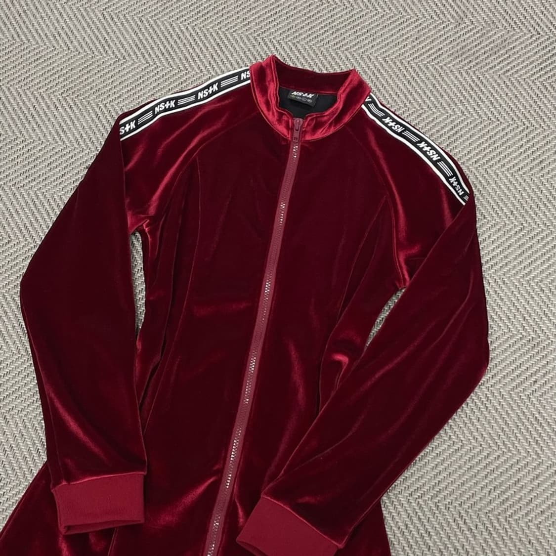 네스티킥 벨벳 져지 집업 원피스 v0103 상품이미지3