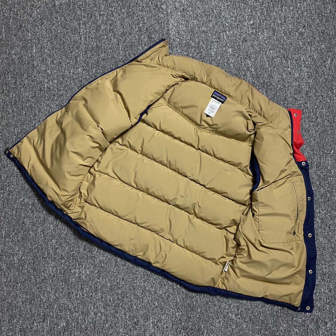 🌊Patagonia Slingshot down Vest 상품이미지2