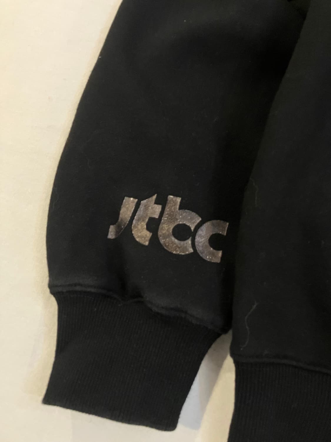 아이앱 스튜디오 X JTBC 후드집업 블랙 상품이미지3