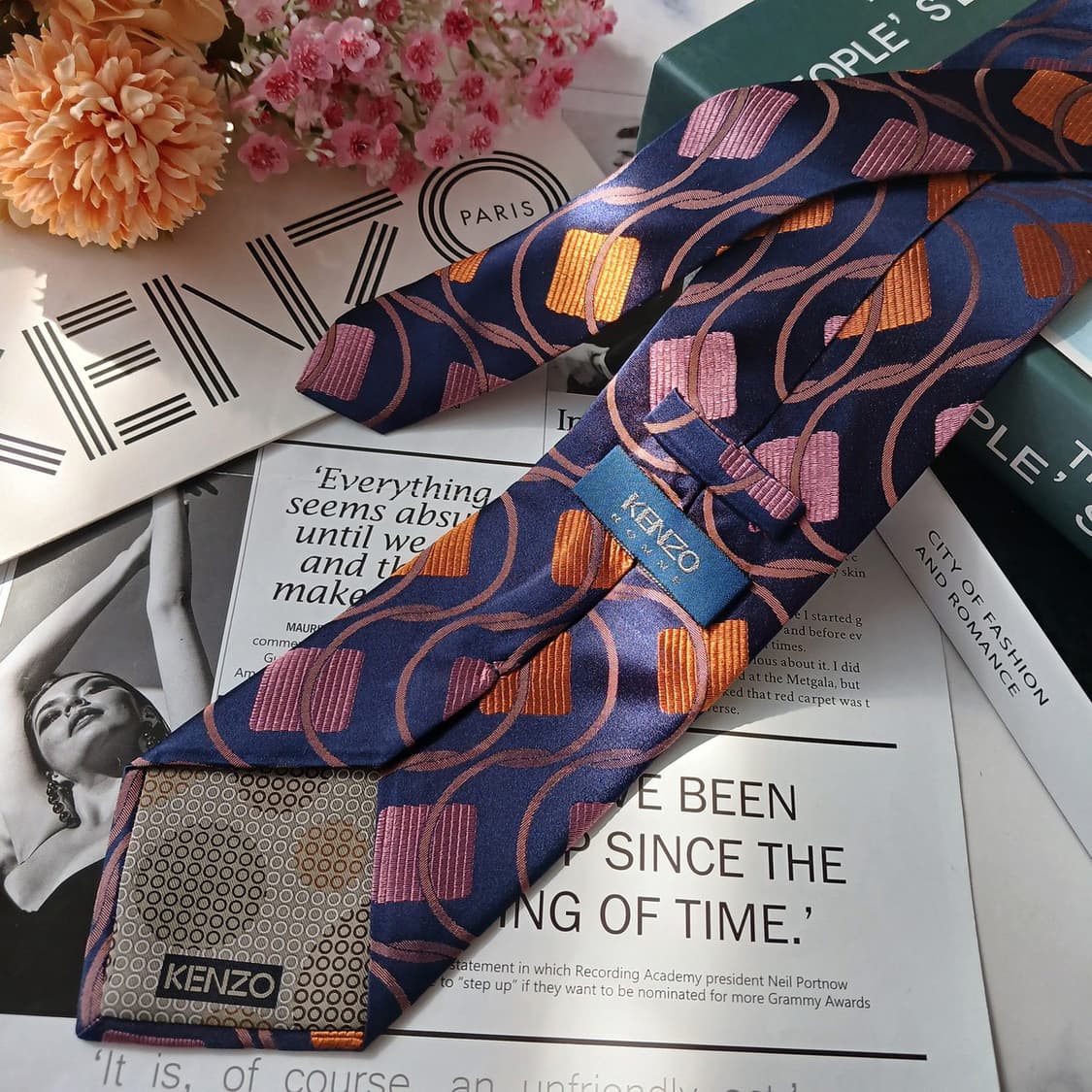 겐조 실크 네이비 자카드 패턴 넥타이 9.5cm A+~A등급 E853
 상품이미지5