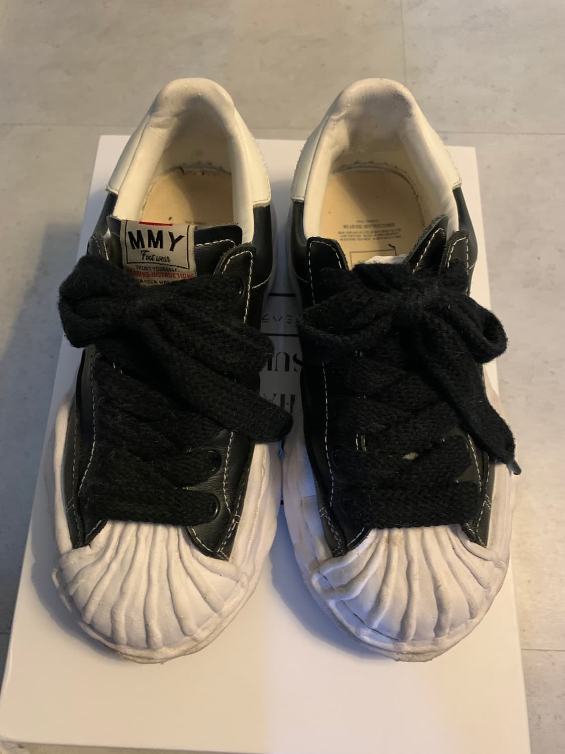 (급처)메종 미하라 야스히로 피터슨23 OG 솔 레더 로우탑 스니커즈 블 상품이미지3