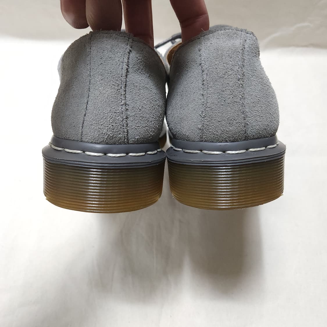 [8UK] 닥터마틴 1461 그레이 스웨이드 3홀 (260~265) 상품이미지5